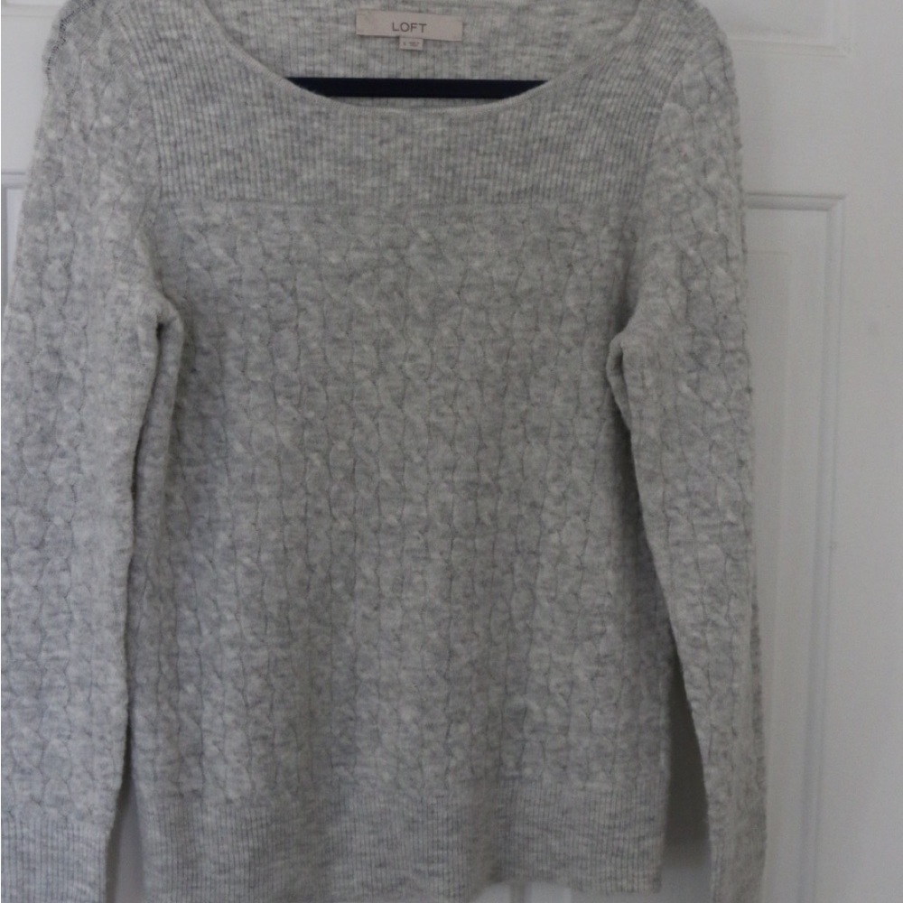 LOFT Women's Light Gray Cable Knit Sweater